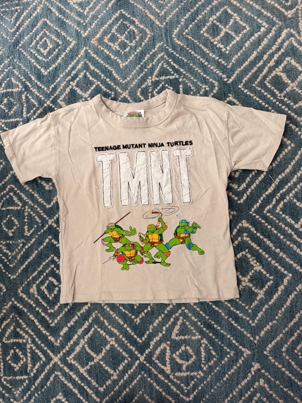 Nickelodeon Tan TMNT ninja turtle Short Sleeve Tee with Green Character Print